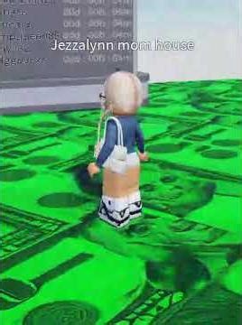 The Roblox Besties: Cash Clicker Sim (SHOWCASE!)