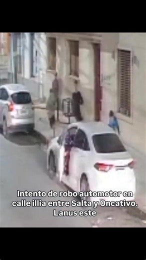 7.5K views · 45 reactions | #POLICIALES Cinco jóvenes delincuentes intentaron robar un auto pero el asalto se vio frustrado. Fue en Ilia, entre Salta y Oncativo, #LanúsEste. | Data Conurbano / NET | Facebook
