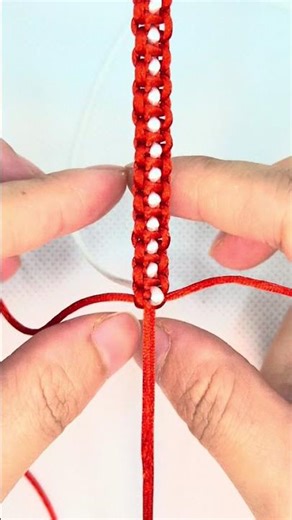 DIY Super simple rope braiding tutorial. #ropeweaving #DIYhandmade #macrame #knot #diy #shorts