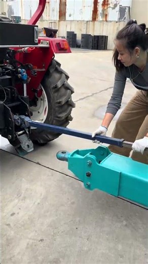 Agricultural machinery #manure spreader #tractor manure spreader 477899900000000