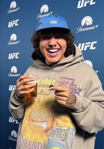 @BEÉLE ya eligió cuál sería el soundtrack de su entrada al octágono en #UFCMéxico 🔥👀 El Tiro Está en Paramount Plus 🥊 #UFCenParamount #ParamountPlus
