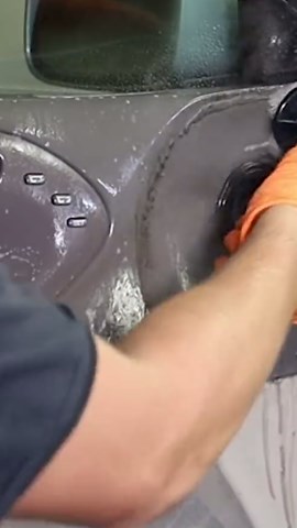 Experts Tackle Extreme Mold Buildup with Deep Cleaning Techniques Watch the Transformation