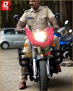 3.6M views · 10K reactions | Family எதிர்பாக்காத நேரத்தில் பெரிய Surprise கொடுத்த நபர் 殺 | family | Surprise | happy | home | love #family #Surprise#happy#home #love #Emotional | Galatta Media | Facebook