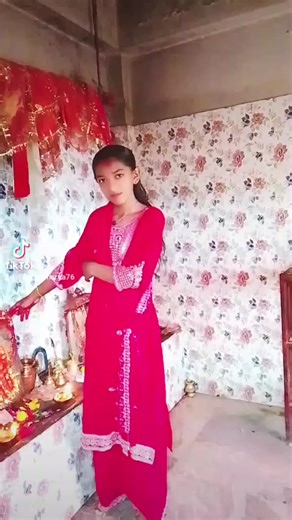 Tara Aacharya (@tara.aacharya76)’s videos with Achyutam Keshavam Krishna Damodaram - Sagarika Bhattacherjee