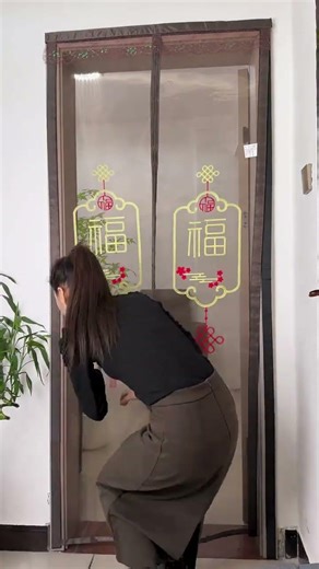 Pre-arrange mosquito-proof door curtains for no-drill installation. Custom sizes available.