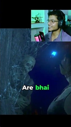 Lara Croft Scary Moment 🦂🕸️🕷️ #gaming #ps5 #riseofthetombraider #laracroft