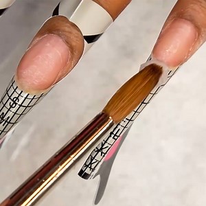 206K views · 827 reactions | Clear acrylics are SO easy with this technique! | Longhairprettynails | Facebook