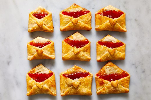 Strawberry Love Notes Are The Sweetest Treat To Give Your Valentine