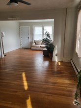 Newington CT Condos for Rent from $1,300 | Apartments.com