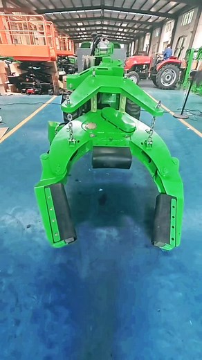The export-oriented multi-purpose fruit shaking machine is a multi-purpose machine that saves labor and effort, is simple and flexible to operate, economical and practical, suitable for use in various complex terrains, reduces labor intensity, improves work efficiency, and is a good helper for agricultural planting!#Factory #tractor #daily #tiktok #fyp #agriculture#agricultural machinery#Agricultural planting#orchard#export trade#Factory sales