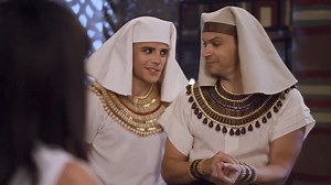 Moisés y los diez mandamientos capitulo 111 | Dios t ama