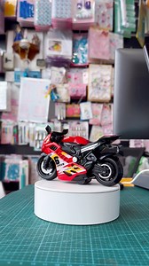 11K views · 107 reactions | Newly arrived Motor Bike Toppers for Cakes ️ #cakedecorating #viralpost2025 #cake #followersreels #bakercommunity #bunnycakesrajagiriya #bikeroppers | Cake Tools By Bunny Cakes | Facebook