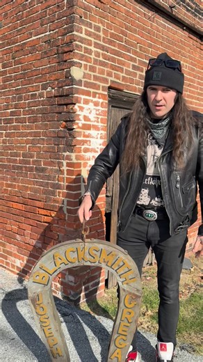 👁️ Checkout thus fantastic Antique Blacksmith Trade Sign ! They do not make signs as cool as they used to! TAG a BLACKSMITH who would dig it ! 🏴‍☠️ | Ben Zirbser