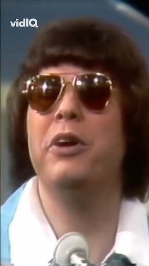 Baby, it's 100% pure love! The picture of devotion / Ronnie Milsap