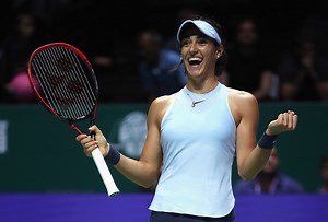 WTA Finals Singapore highlights: Caroline Garcia records first ever victory against Caroline Wozniacki