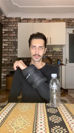 The world's fastest slap, weighted and unweighted speed difference..