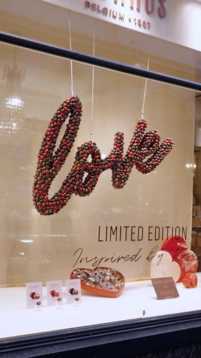 Chocolate love = Neuhaus! ❤️ Discover how we made the sweet love statue at Galerie de la Reine in Brussels. #neuhaus #chocolatestatue #chocolat #praline #belgium #brussels #bruxelles #galerie #galeriedelareine #chocolates #chocolats #belgianchocolate #artisans #pralines #neuhauschocolates #finechocolate ⁠#valentine #valentijn #saintvalentin ⁠#behindthescenes | Neuhaus