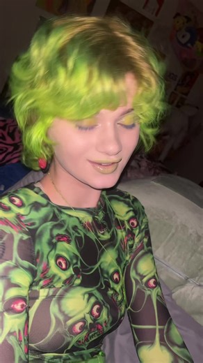 u can nvr stop me…. #weird #strangeandoffputting #neongreen #radioactive #theythem