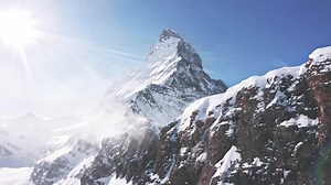 5.3K views · 401 reactions | 樂 Wie es ist, am Fusse des Matterhorns zu arbeiten? Wir haben unsere Mitarbeitenden gefragt. So wirst du Teil des Teams von Zermatt Tourismus: ➡️ https://www.zermatt.ch/jobs | Zermatt Matterhorn | Facebook
