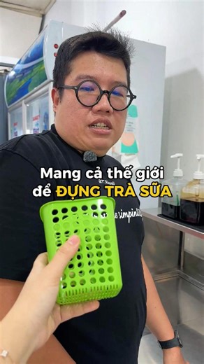 What kind of container do you prefer for your bubble tea? #anhchubungbu #nvnm #streetfood