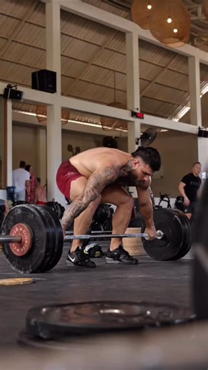Throwing down with @liftingzone Community 🏋️‍♂️ Thanks for having us @sonnywebstergb , The brother is absolutely cooking up something 🔥🔥 what a vibe man!! #tlz #sendit #bigfriday #bali #weightlifting #bambufitnessbali | William Òtoole