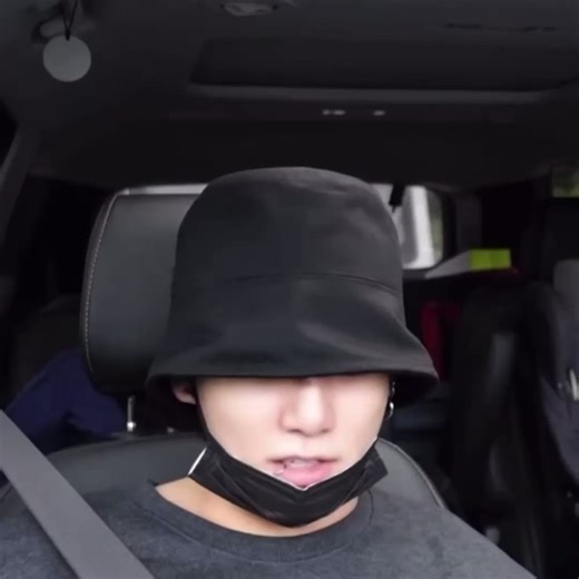 🐻: i hope that jungkook's demo ver. of “RUN BTS” is released into the world one day.the demo in question: