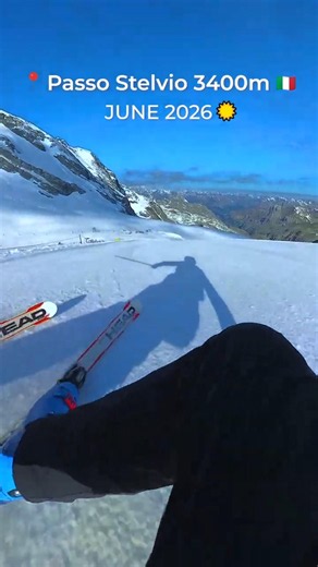 Never ending season! 🏖️❌❄️ #summerskiing #skiing #ski #passostelvio #glacierskiing #springskiing