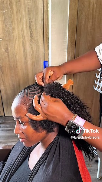 #CapCut I get this question a lot, so here’s a breakdown of how I do my sew-in with stitch braids to make it look seamless and natural. This method hides the tracks and keeps everything looking full and blended 💯 📍Located in United Estate, Sangotedo 📲 Book on WhatsApp: 23407052351400 #SewInWithBraids #SewInMethod #LagosBraider #BraidsByBisola #BraidsInLagos #BohoBraids #StitchBraidsWithSewIn #ProtectiveStyles #SangotedoBraider #HairTutorial #NeatBraids #BraidingTechnique #HairstylistNigeria