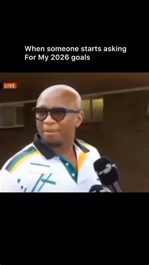 Daquan on Instagram: "It’s my fist day out here 😭 2026 goals are all about direction and momentum, setting intentions that actually match the life you want to build, not just vague resolutions. Whether it’s just improving health, staying consistent in the gym, leveling up your career or school focus, or even just protecting mental peace, the emphasis is on discipline over motivation. Small habits done daily matter more than big promises, and 2026 becomes the year of showing up, staying locked i