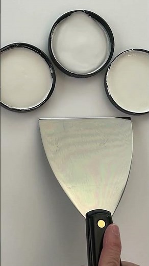 3 popular whites: BM White Dove, BM White Diamond, BM Simply White. #paintcolor #benjaminmoore