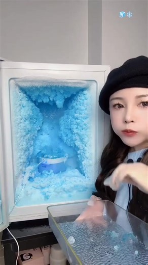 The Satisfying Sound of Ice Crunching: A Refreshing Treat