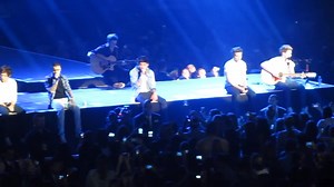 One Direction Feat. Ed Sheeran - Little Things MSG 12-3-12