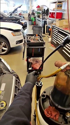 2011-2024 Audi Q3 A3 Oil Change Engine Filter Replacement Repair #automobile #diy #audi #mechanic