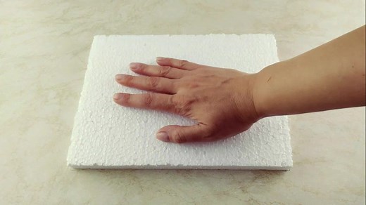 Creating Plastic Sushi through Stop Motion Animation