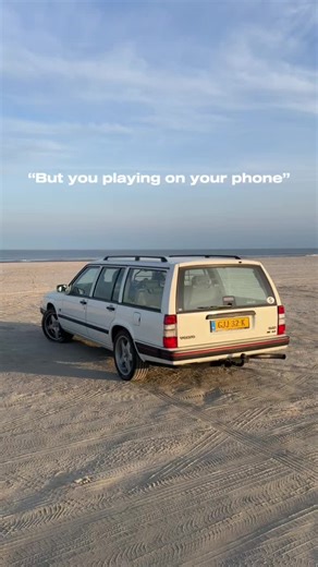 Exploring the 90s Volvo Cars: Features and Legacy