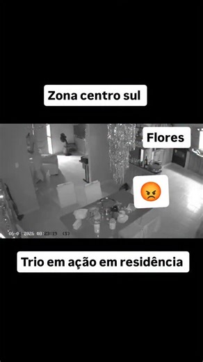 ManausMetropoleNoticias on Instagram: "QUADRILHA FAZEM FAMÍLIA R€FÉM DURANTE ASS4LT0 NA ZONA CENTRO SUL Cerca de três homens arm4dos, invadiram uma casa no bairro Flores e em seguida, fizeram família refém exigindo dinheiro. Na ação, os Band!dos agem de forma violenta. Na fuga, fugiram levando uma bolsa com dinheiro e alguns pertences em rumo ignorado. Ainda não se sabe quanto foi levado e até agora ninguém foi preso ."