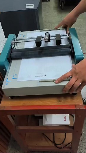 Corchetera para tus revistas en AcorChile | Acorchile Chile