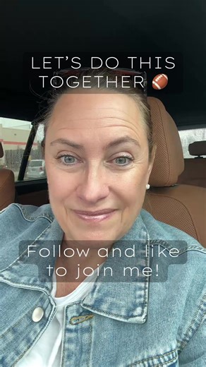 Follow and like to join me👉 Important note: TikTok blocks copy-paste, so you’ll need to type this URL directly into your web browser to access the guide: stan.store/TheEffortlessHost #gameday#superbowlplaybook #letsdothistogether #TheEffortlessHost #Hosting
