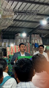 Fresh Fruit & Vegetable Export Process Exporting fresh fruits and vegetables requires special care because these are perishable goods. To maintain quality, freshness, and safety, every step must be handled carefully under controlled temperature. Step 1: Procurement from Farms The process begins with collecting fresh produce directly from the farm. Only good-quality fruits and vegetables are chosen to ensure they meet export standards. Step 2: Transfer to Cold Storage or Packaging Facility The ha