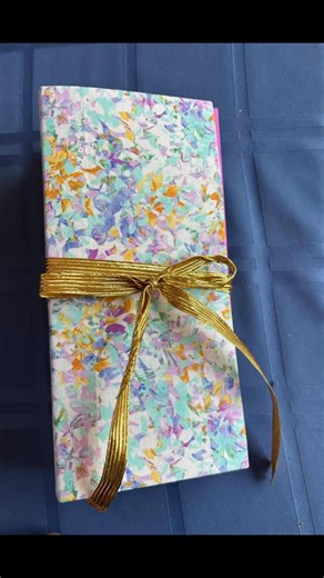 Flip through of an envelope journal I’m currently working on. This journal is not finished yet; I plan to add pockets and decorate it more. The journal cover was made from a cereal box. I used paper scraps to collage and decorate the envelopes. This book was inspired by an envelope journal tutorial by Natasa from Treasure Books. The link to her tutorial: https://youtu.be/E5_HL7kdNmU?si=CucMAcgRkfuImcOY Make sure to check out Natasa’s YouTube channel! She has amazing tutorials on making journals.