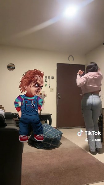 Max Makabelico V4: El Camino hacia la Felicidad