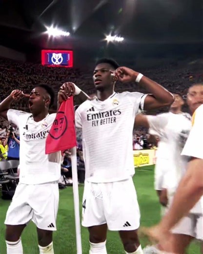 2 COMEBACKS IN ONE EL CLÁSICO 🤯