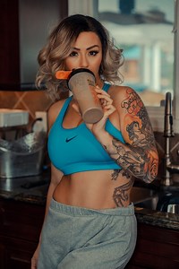 310 Nutrition gave me an amazing deal for my fans. The last time they did a promo over 80%, they ran out of inventory super quick, so jump on this now! 🍫🍫 Get it here 👇 https://310nutrition.com/products/sk17 | JWOWW