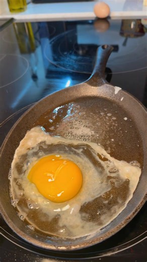 Dexter’s Breakfast🍳🔪🩸 #food #breakfast #shorts #fyp #viral #foodie #cooking #eggs #subscribe