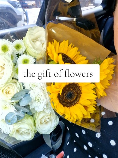 The Gift of Flowers: A Heartfelt Reminder of Love