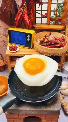 Delicious Dishes from a Small Cooking Pot