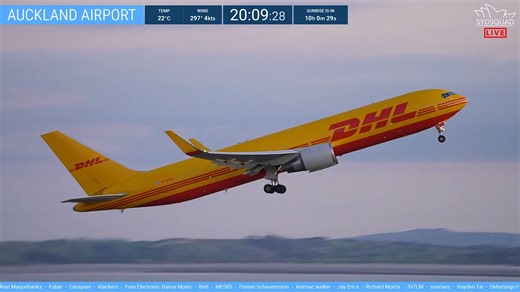 128K views · 1.6K reactions | A Boeing 767 takeoff to remember!Like a homesick angel! (Take note of the main landing gear on touchdown). Check out SydSquad on YouTube for more! https://www.youtube.com/@Sydsquad?sub_confirmation=1 | SydSquad | Facebook