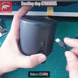 BlackWeb Bluetooth Speaker light weight compact design with exceptional sound មានលក់នៅ​ ប៊ុនឆាយ សប 🚩ទីតាំង៖ ភ្នំពេញ ផ្ទះ 599 ផ្លូវ ២០០៤ ស្តប់វត្តអង្គតាមិញ 🚩Tel: 078 808085 087 737385 097 777 53 85 | BunChhay Shop