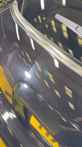 Ultimate Swirl Delete with Ultimate Compound Our abrasive technology quickly removes stubborn oxidation, stains, bird dropping blemishes and other sub-surface defects while polishing the surface to a mirror finish. Unlike traditional rubbing and polishing compounds that scour the surface, our clear coat safe micro-abrasives produce an amazingly clear finish that is free from scratches, hazing and swirls. Whether working by hand or with our DA polisher, Ultimate Compound is the perfect choice to 