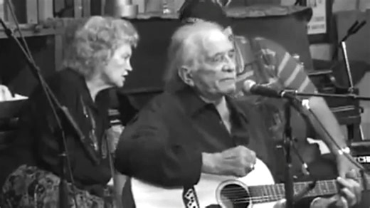 Johnny Cash’s Final Concert: A final goodbye performance by Country Legend